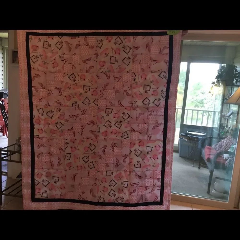 Handmade Quilt - Picture 15 of 16